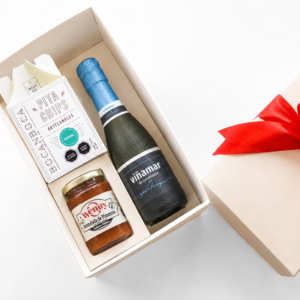 Caja gourmet con mini espumante, Pita Chips y confitura Wenuy de pimentón